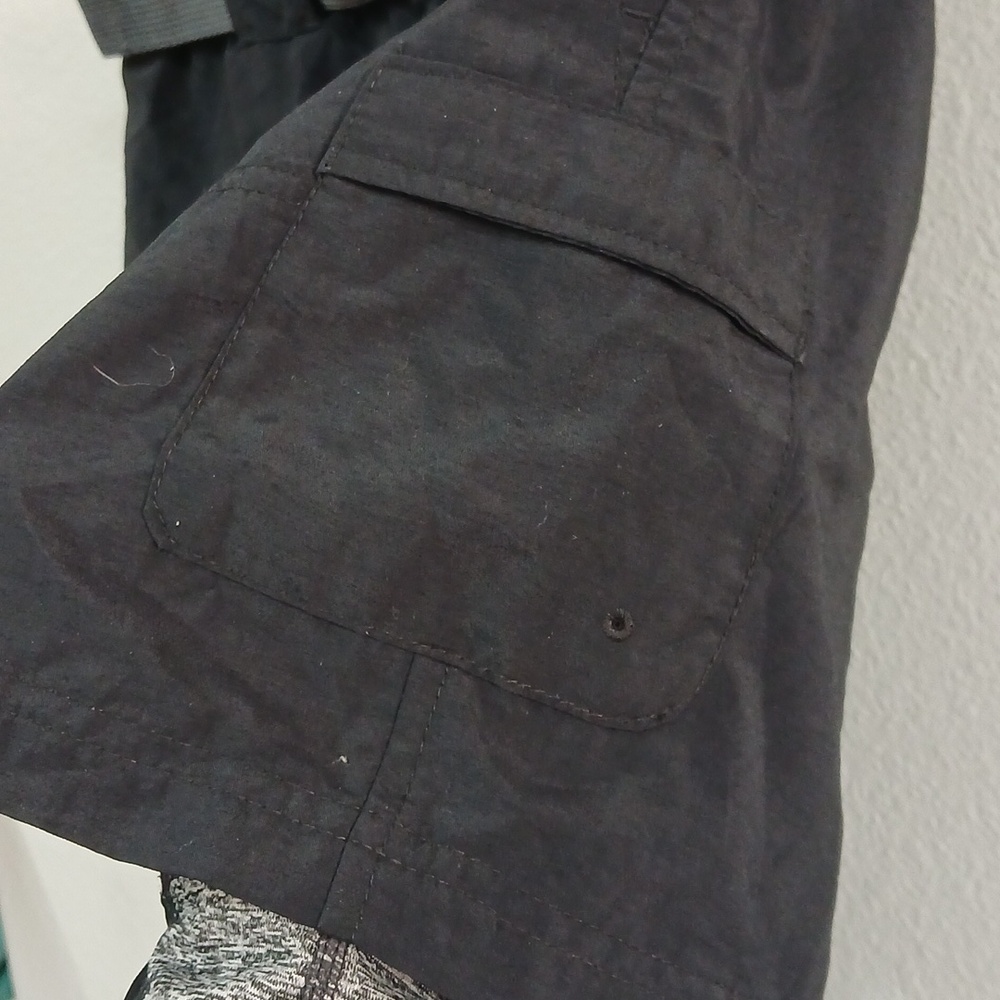 New Columbia Sandy River Cargo Shorts Womens XS Black Adjustable Waist Active - Picture 7 of 8
